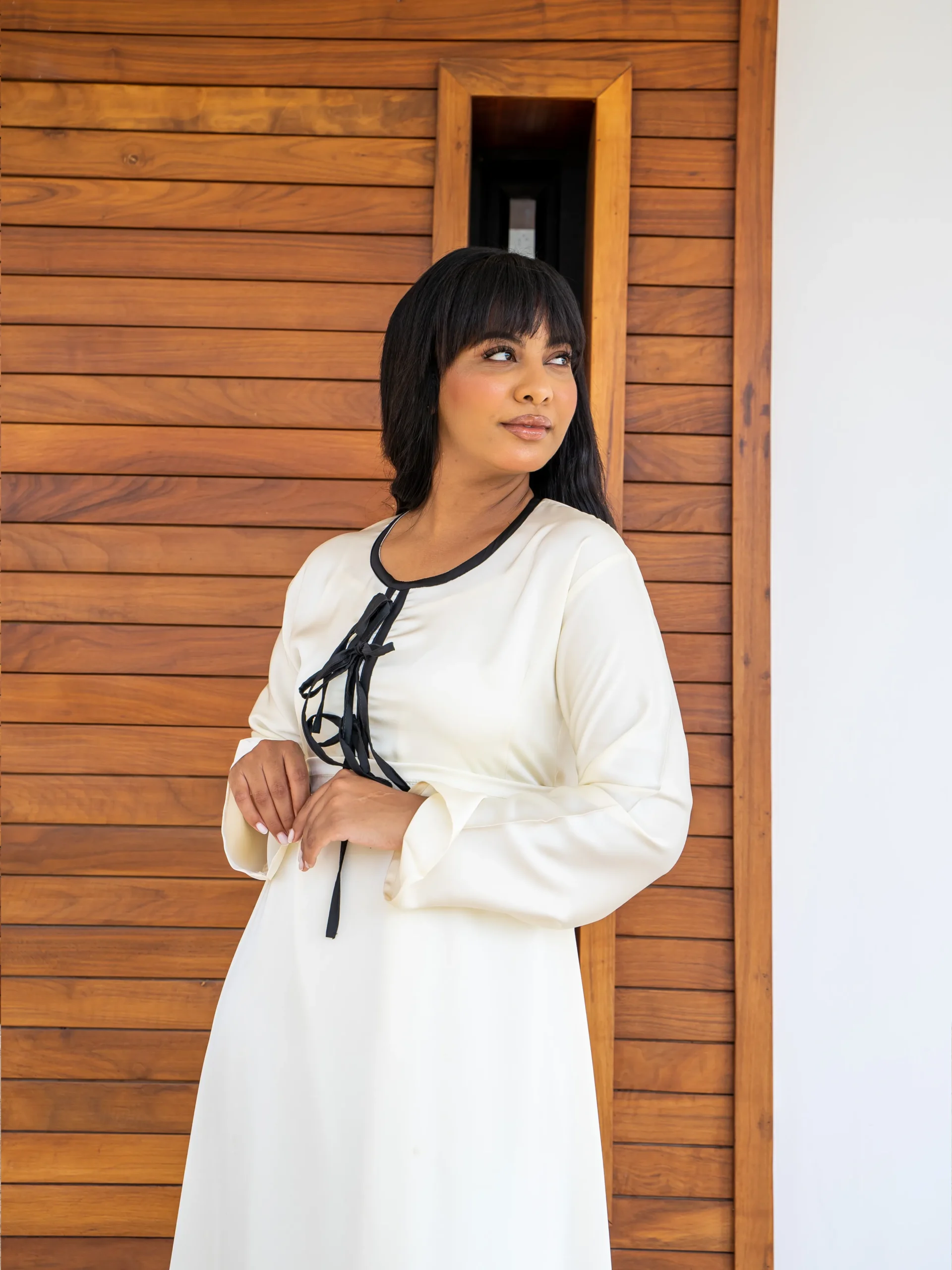 Maisam Ivory Modest Maxi Dress with Black Tie Detail - Image 4